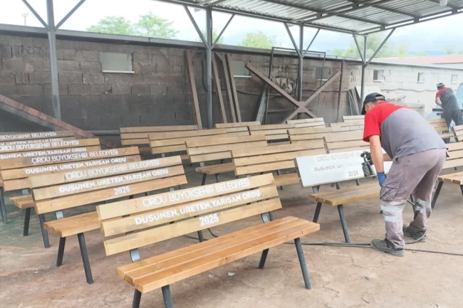 Ordu'nun parkları kendi atölyelerinde şekilleniyor