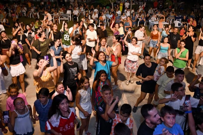 Mersin'de yazın ritmi Büyükşehir'le yükseldi