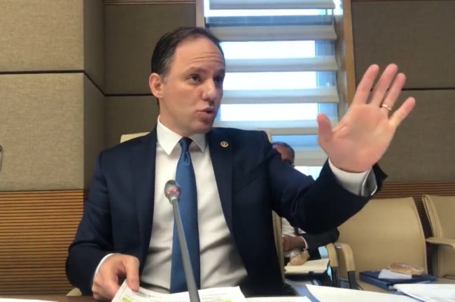 Yavuzyılmaz; İBB başkanlığı döneminde Erdoğan 7 şirketten huzur hakkı aldı...