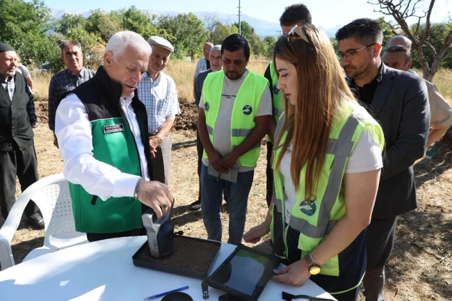 Bursalı çiftçiye Büyükşehir'den bilimsel destek