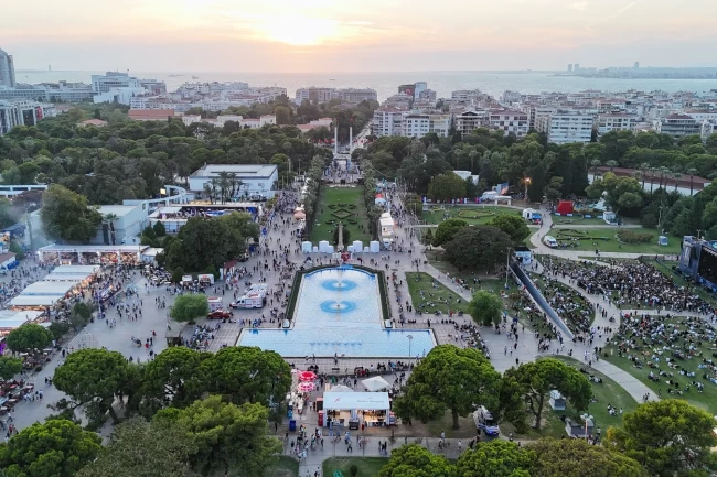 İzmir Enternasyonal Fuarı'nda sanat ve eğlence dolu geceler başlıyor!