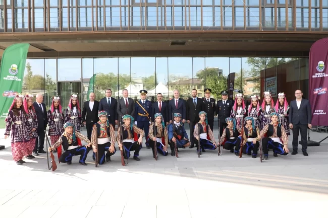 İnegöl'de Zafer Bayramı coşkusu