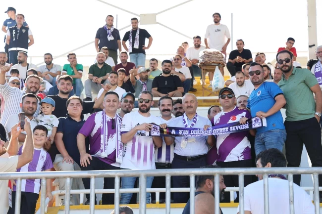 Gebzespor lige fırtına gibi girdi