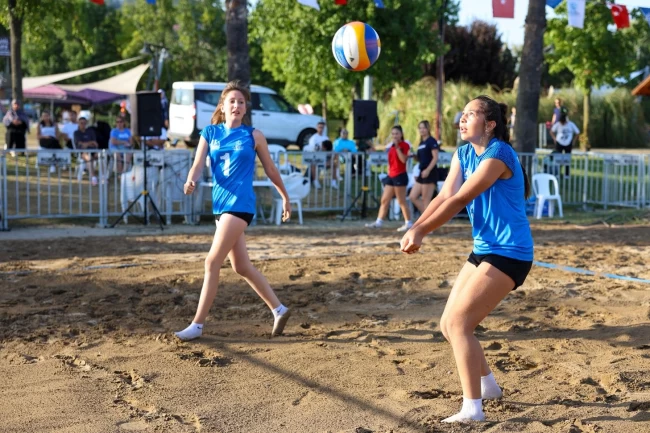 Sekapark'taki Plaj Şenlikleri nefes kesti