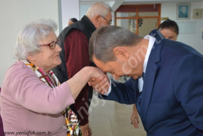 BAŞKAN UYSAL'DAN HUZUREVİ SAKİNLERİNE ÇANAKKALE GEZİSİ SÖZÜ