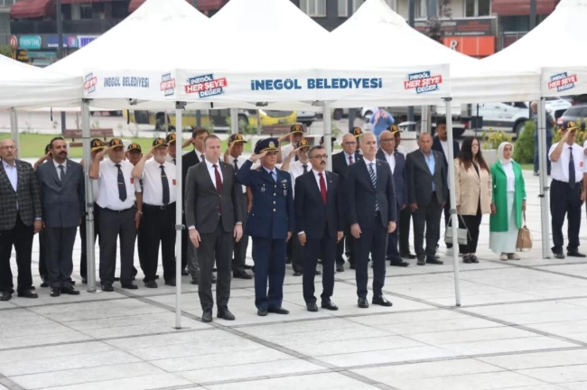 İnegöl'ün 103 yıllık kurtuluş dirilişi anma töreniyle kutlandı