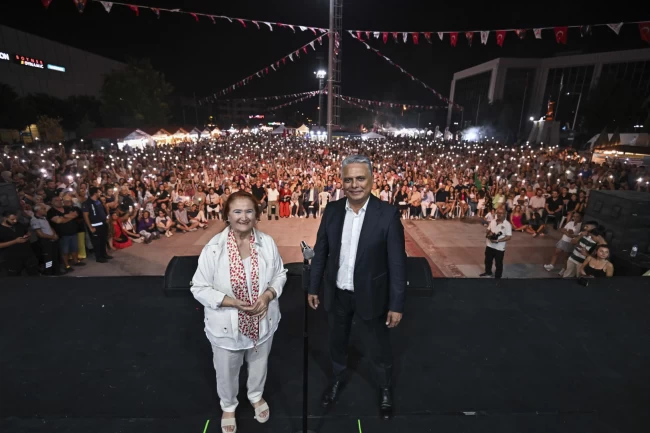 Yöreler Renkler Festivali Doğu Anadolu Gecesi'yle başladı