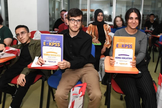 Bursa Osmangazi'de 2026 E-KPSS kursu başladı
