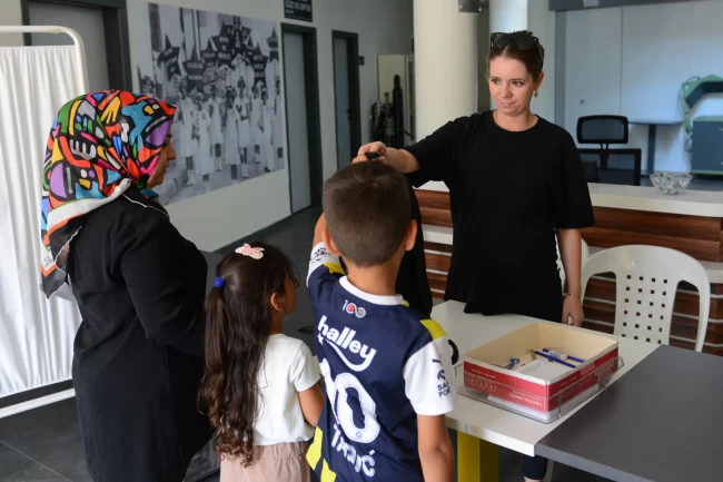 Nilüfer Belediyesi'nden ihtiyaç sahibi öğrencilere kırtasiye desteği