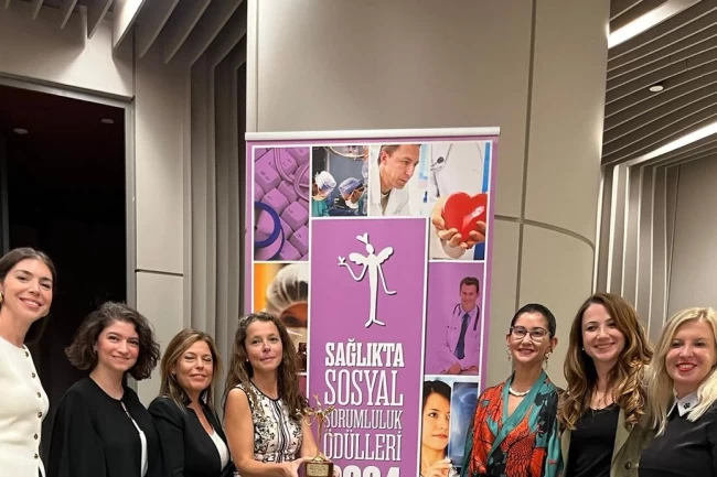 15 kadın hekim "Kadına Sağlık" için mikrofon başında