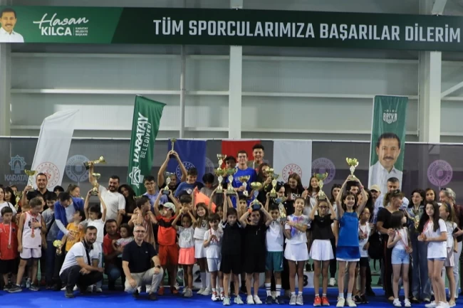 Konya Karatay'da tenis coşkusu: Şampiyonlar belli oldu