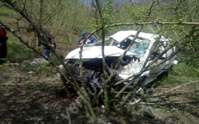 50 METRELİK UÇURUMA YUVARLANDI