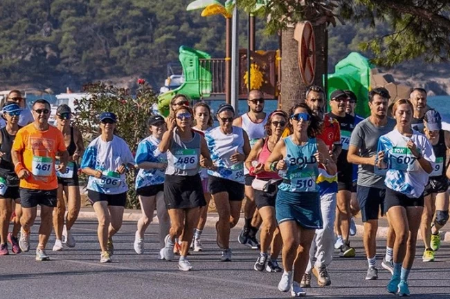 Ayvalık'ta maraton heyecanı başlıyor: 24 ülkeden 1.300 sporcu koşacak
