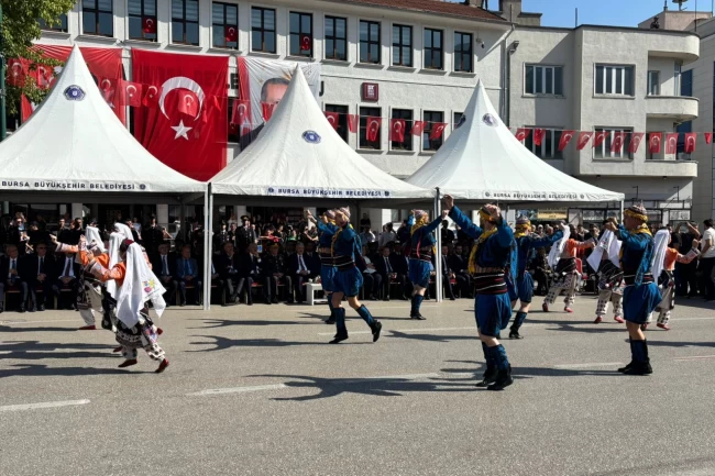 Bursa'nın kurtuluşunun 103. yılı coşkusu