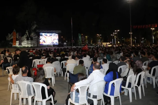 12 Dev Adam'a İnegöl'den tam destek