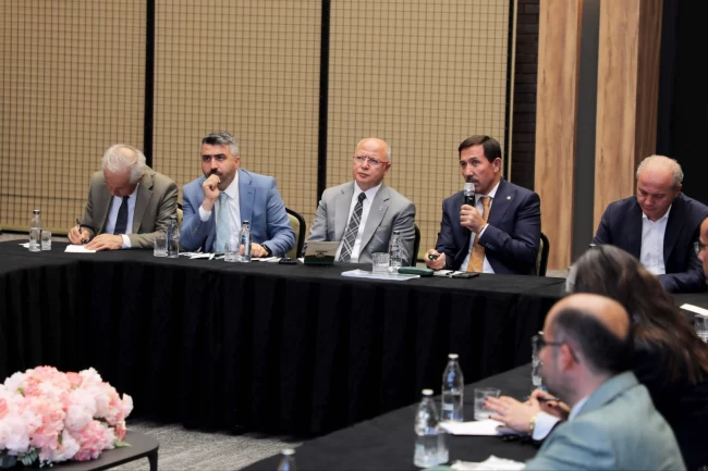 Başkan Kılca, Karatay'ın yatırımlarını Bursa heyetiyle paylaştı