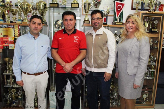 AMAÇ GENÇLERİN GELECEĞİ...