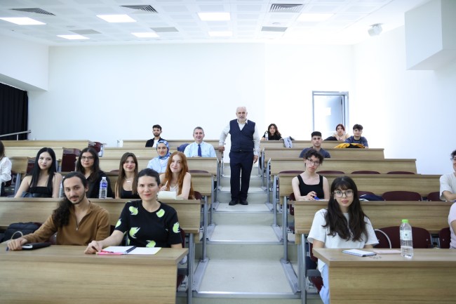 BEUN Felsefe Bölümü Prof. Dr. İhsan Fazlıoğlu ile Yeni Öğretim Yılına Güçlü Başlangıç Yaptı