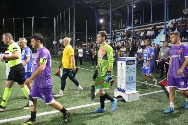 Hemşehri Cup'ta fileler golle doldu