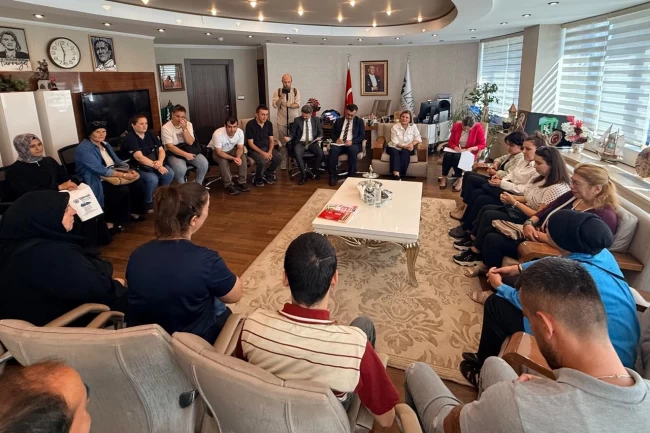 İzmit'te halk buluşmalarında vatandaş anlattı, Fatma Başkan dinledi