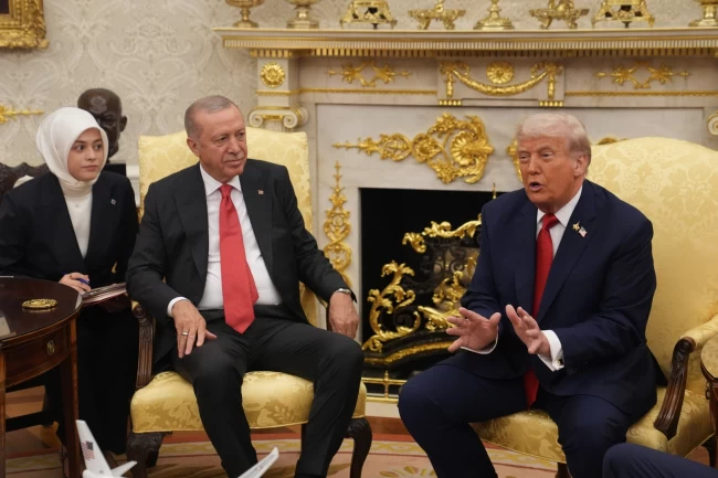 Oval Ofis'te beklenen görüşme gerçekleşti... Trump'tan Erdoğan'a 'lider' övgüsü