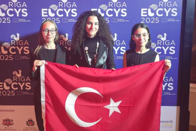 TED'li öğrenci Avrupa'da 'Bilim' ikincisi oldu