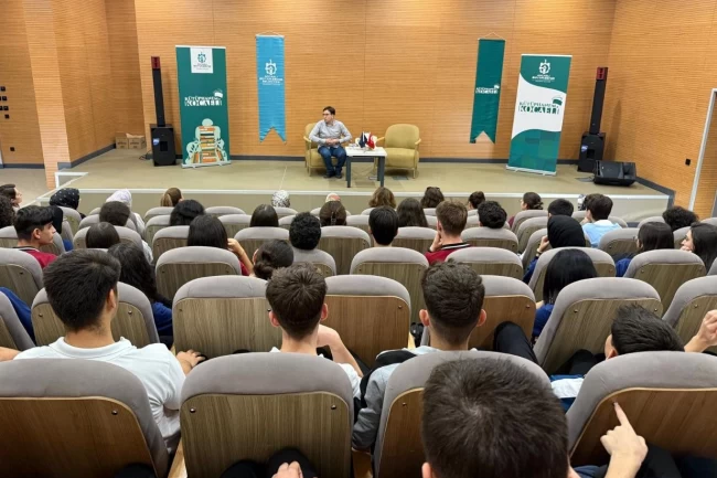 Darıca Kütüphanesi'nde Kitap Fuarı heyecanı