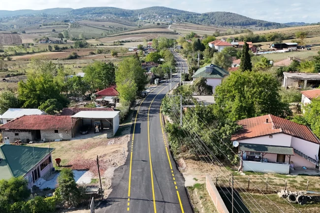 Sakarya Söğütlü'nün yenilenen grup yollarına vatandaşlardan tam not