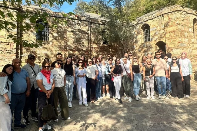 Eğitim İş Manisa'dan tarih ve doğa dolu birlik gezisi