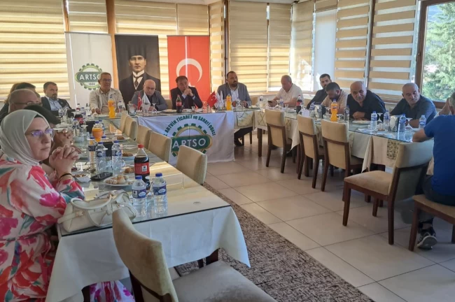 Artvin TSO, Ardanuç'ta iş dünyasıyla buluştu