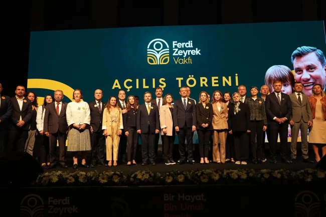 Ferdi Zeyrek'in hayalleri vakıfla geleceğe taşınıyor