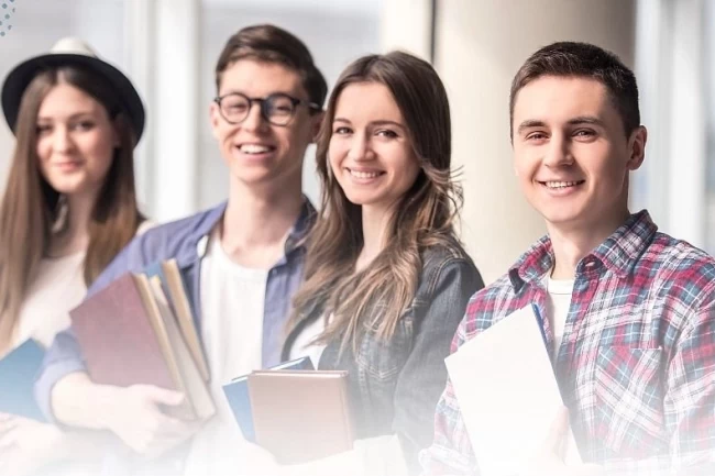 Denizli Büyükşehir'den üniversite öğrencilerine öğrenim desteği