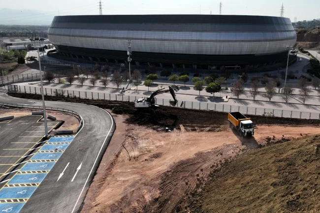 Kocaeli Stadı'nın çevresinde hummalı çalışma