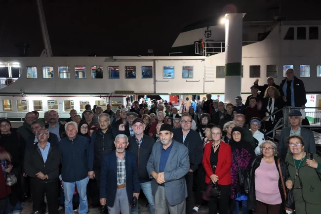 Saygınlar Kulübü'nden Körfez'de mehtaplı kutlama