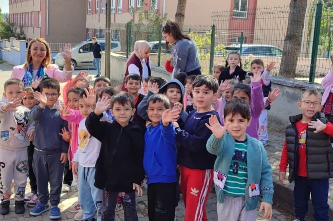 Bilecikli minikler hayallerindeki mesleği tanıdı