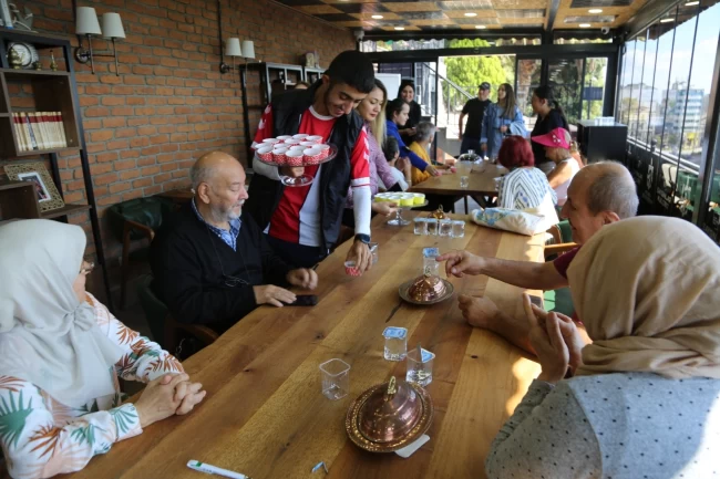 Kocaeli'de Yaşlılar Günü'ne özel kutlama