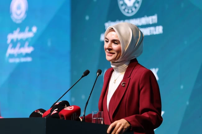 Bakan Göktaş'tan kadın girişimcilere müjde: Yükselen Kadınlar hayalleri gerçeğe dönüştürecek