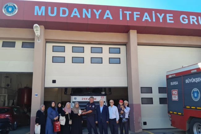 Saadet Partili kadınlardan Mudanya İtfaiyesi'ne ziyaret