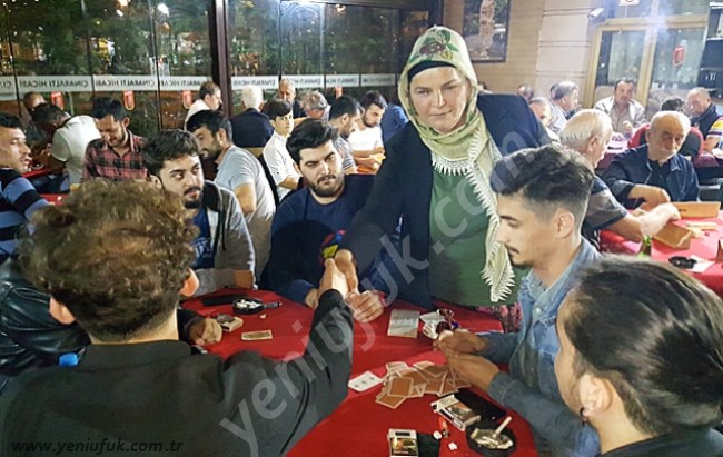 'ŞALVARLI ADAY' SAHADA!..