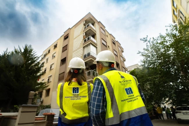 İzmir Karşıyaka'nın yapı stoku için çalışmalar başladı