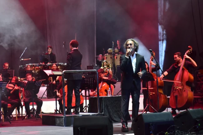 Bursa Festivali'nde ‘Kalanlar' Fettah Can ile esti