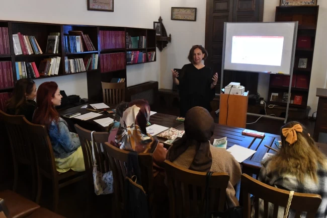 Bursa Osmangazi'de veliler kitap yolculuğunda