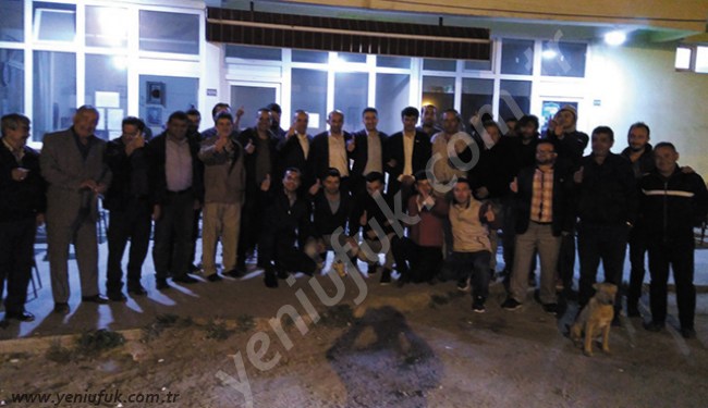 SAADET PARTİLİLERDEN GÖVDE GÖSTERİSİ..