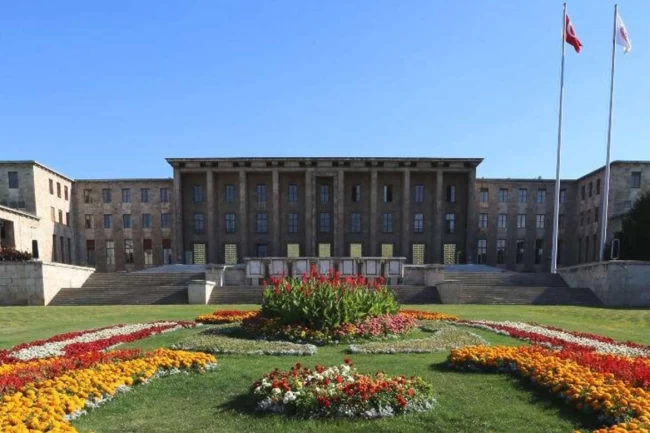 TBMM cezalar ve yeni düzenlemelerle yoğun mesaiye başlıyor