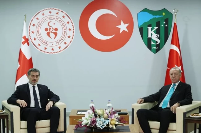 Cumhurbaşkanı Erdoğan, Kocaeli'de Gürcistanlı mevkidaşı ile buluştu