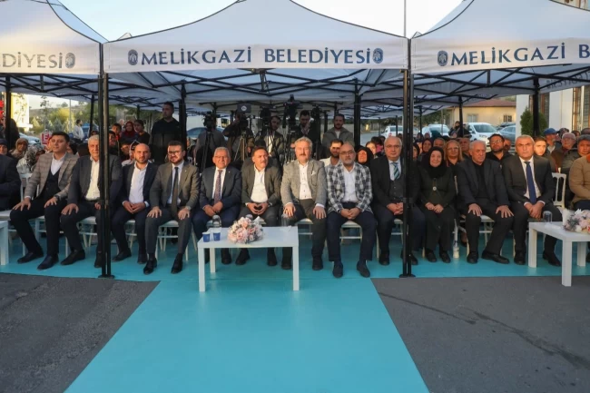 Kayseri Melikgazi Belediyesi Keziban-Davut Sapayer Akıl Küpü Kütüphanesi açıldı