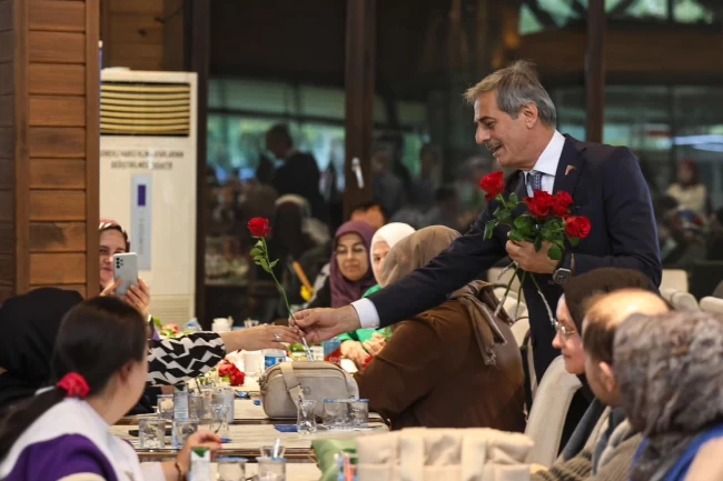 Sakarya'da Alemdar'dan Beyaz Baston Günü'nde farkındalık mesajı