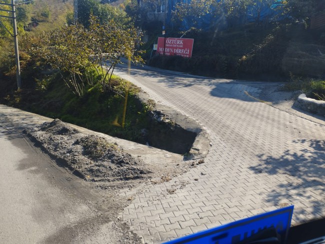 Kilimli ve Karadon arası yollar rezalet içinde...