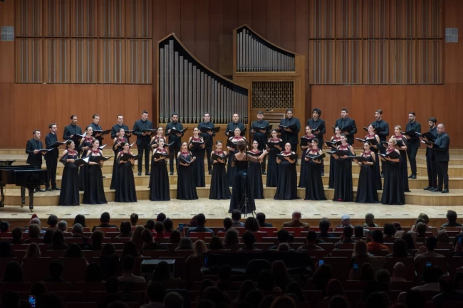 Bursa Çoksesli Korosu Ankara'da sahne aldı