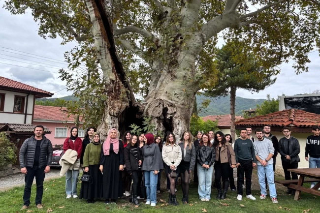 Sakarya'da üniversiteli gençler doğanın güzellikleriyle buluştu